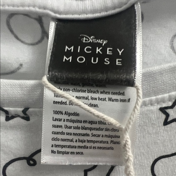 Disney Women’s White & Black Graphic Tee – Playful Character Fun ✨🐭 - Picture 2 of 8